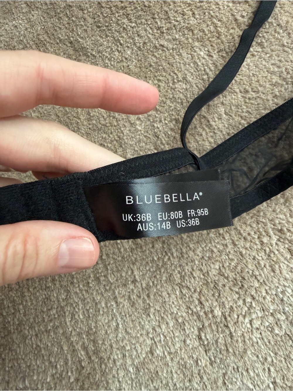 Label on Fabric Item - Picture 3 of 3